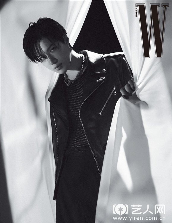 泰民《W KOREA》画报 02.jpg